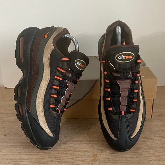 Men Sneakers Nike Air Max 2011 Orange Mens Nike Air Max 2011 Sale